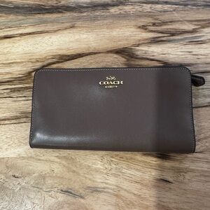 Coach Dark Brown Leather Clutch